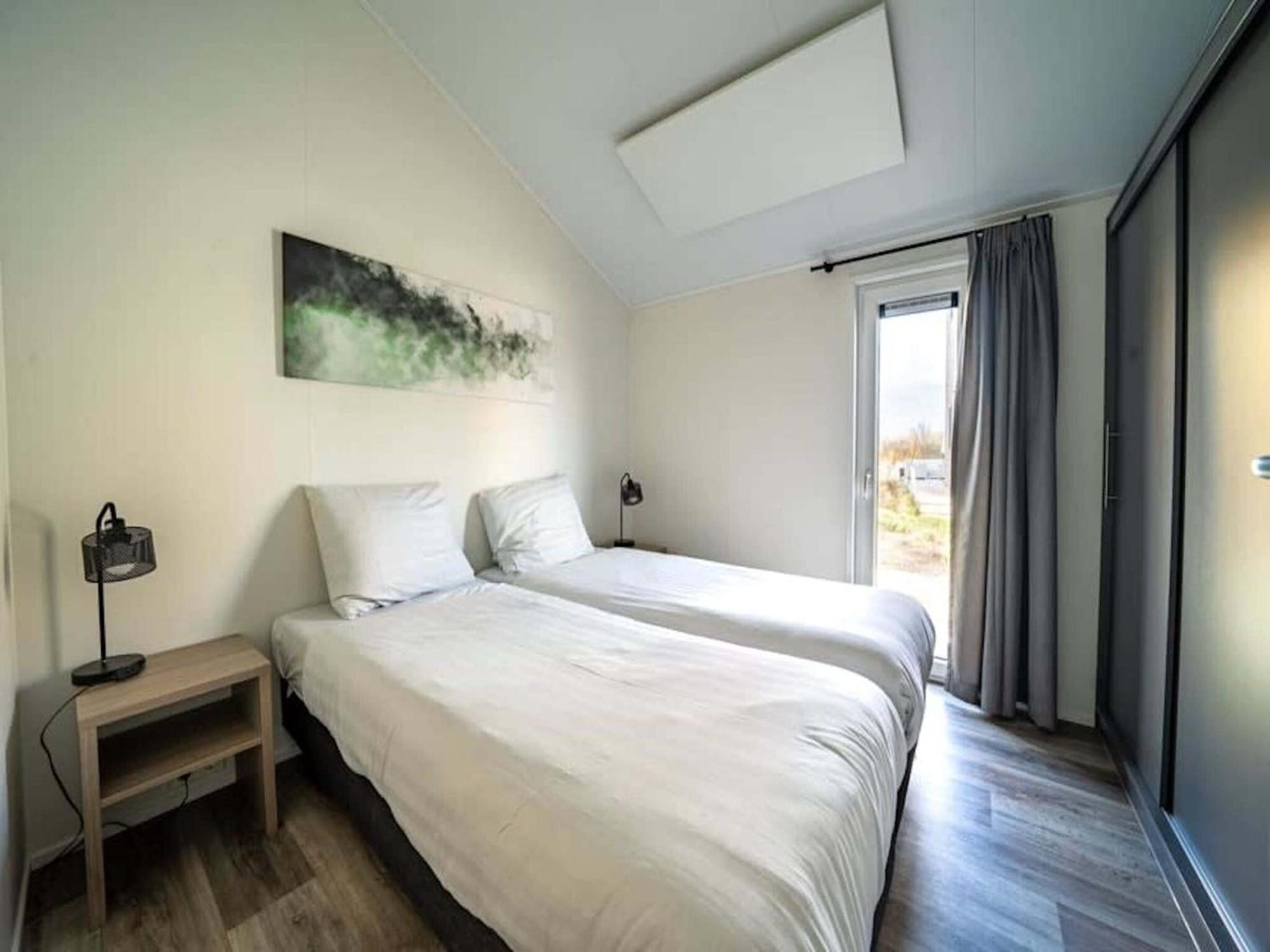Chalet Modern In A Park, Bordering The Hoge Veluwe National Park *