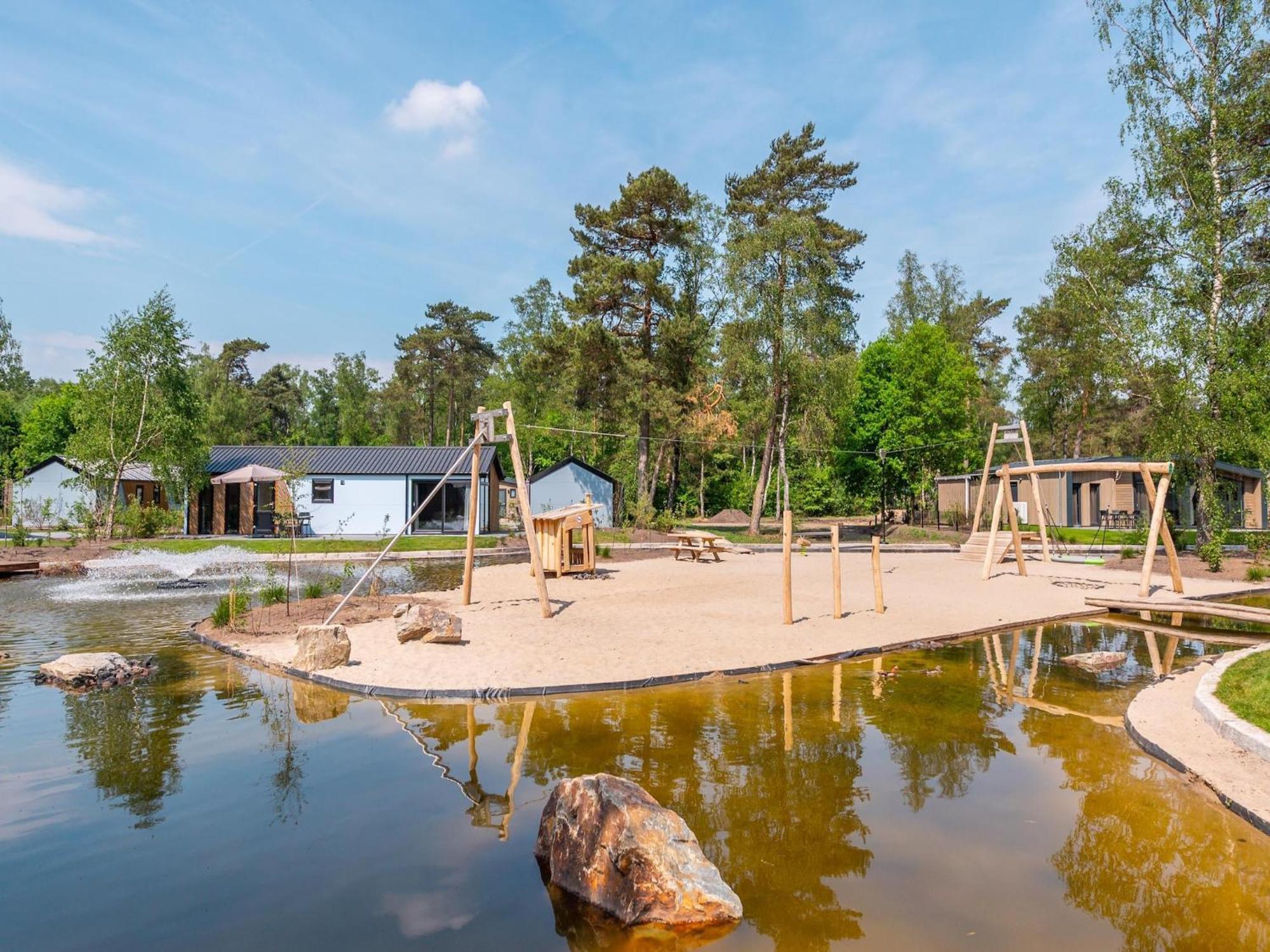 Modern In A Park, Bordering The Hoge Veluwe National Park Chalet *